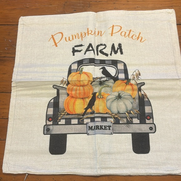 Fall Decorations Pillow Covers - Picture 2 of 4